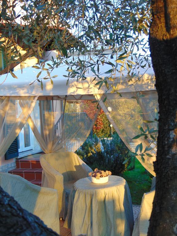 Appartamenti Ca'Melia Sarzana Exterior photo